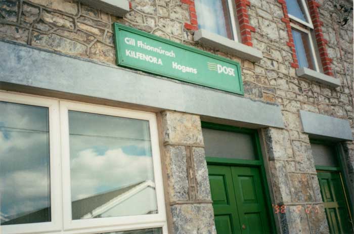 CLA058 Kilfenora, CoClare, 2004 by Florence McCarthy